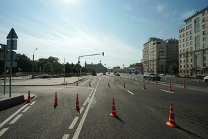 Serafimovicha Street, 2, : foto