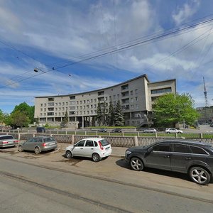Karpovka River Embankment, 13, : foto
