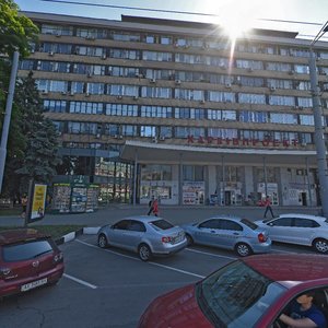 Nauky avenue, 38, Kharkiv: photo