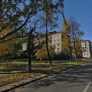 Ижевск, Красногеройская улица, 32: фото