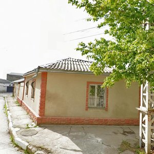 Krasnoznamyonnaya ulitsa, 1, Simferopol: photo