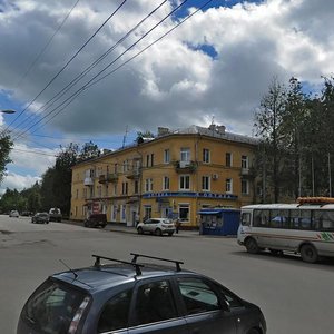 Калуга, Улица Пухова, 50: фото