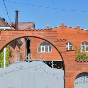 Street Kubanskaya Naberezhnaya, 202 ، كراسنودار: صورة