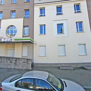 Chyrvanazorkavaja Street, 18, Minsk: photo