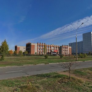 Набережные Челны, Проспект Раиса Беляева, 60: фото
