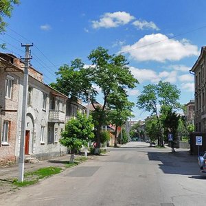 Луганск, Улица Ленина, 19: фото