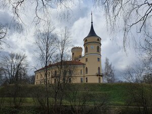 Павловск, Мариинская улица, 4: фото