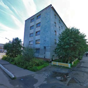 Zaschitnikov Zapolyarya Avenue, 20, Kola: photo