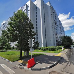 Москва, Братеевская улица, 33к1: фото