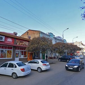 Dzerzhinskogo Street, 44, : foto