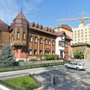 Kommunisticheskaya Street, 27/29, : foto