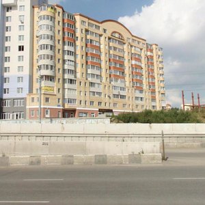 Bratev Kashirinykh Street, 32, Chelyabinsk: photo