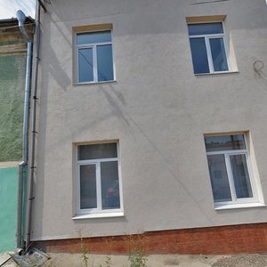 Starobilska vulytsia, 9, Chernivtsi: photo