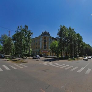 Oktyabrskaya ulitsa, 15, : foto