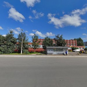 Ulitsa Neftekhimikov, 27, Kirishi: photo