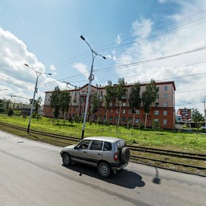 Prospekt Shakhtyorov, 51, : foto
