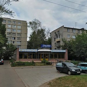 Тихвин, 4-й микрорайон, 30: фото