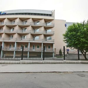 Naberezhnaya Street, 9, : foto