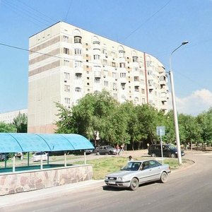 Aksai-1 microdistrict, 23, Almaty: photo