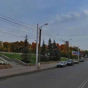 Киров, Комсомольская улица, 1: фото