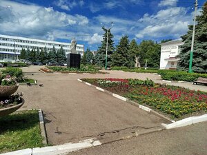 Ploshchad Lenina, 1, Uzlovaya: photo