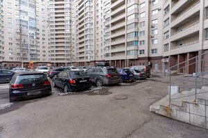 Optikov Street, 42/24, Saint Petersburg: photo