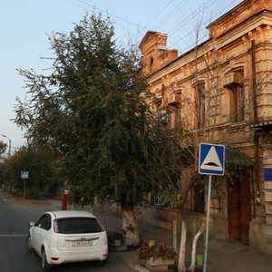 Lva Tolstogo Street, 6, Astrahan: photo