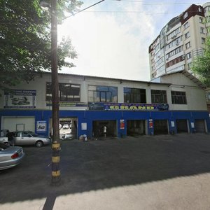 Алматы, Улица Гани Муратбаева, 195: фото