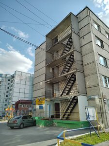 Ulitsa Prosveshcheniya, 13, Surgut: photo