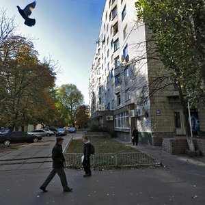 Киев, Чистяковская улица, 4: фото