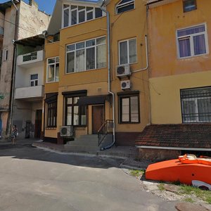 Тернополь, Валовая улица, 4: фото