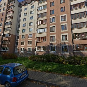 Uladzislava Syrakomli Street, 30, Minsk: photo
