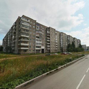 Oktyabrskiy prospekt, 22, Nizhniy Tagil: photo