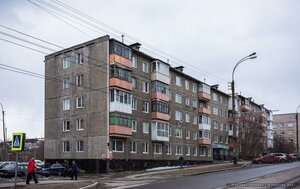 Мурманск, Улица Баумана, 25: фото
