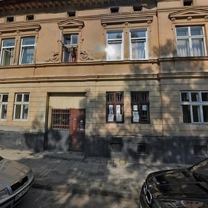 Zhovkivska vulytsia, 15, Lviv: photo