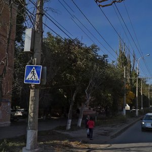Волгоград, Улица 40 лет ВЛКСМ, 34: фото