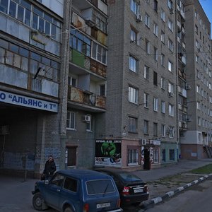 Саратов, Первомайская улица, 67: фото