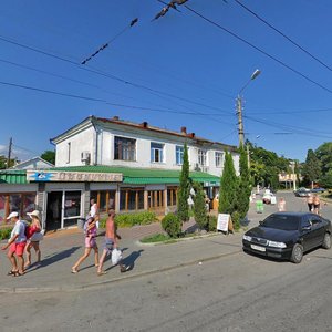 Gorkogo Street, 10, Alushta: photo