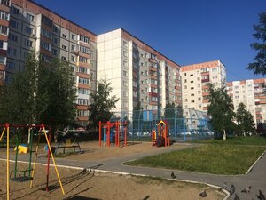 Mira Avenue, 17, Surgut: photo