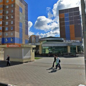Vulica Bagatyrova, 1А, : foto