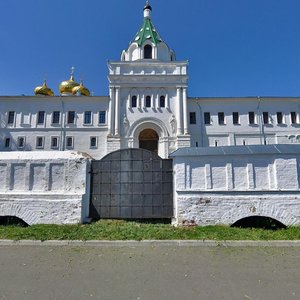 Prosvescheniya Street, 1/5, Kostroma: photo