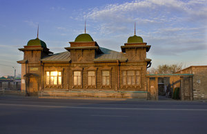 Челябинск, Каслинская улица, 137: фото