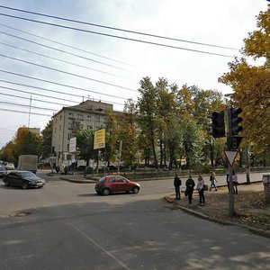 Oktyabrskiy Avenue, 64, Kirov: photo