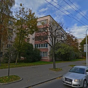 Bryliewskaja Street, 8к2, Minsk: photo