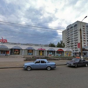 Киров, Улица Маршала И.С. Конева, 1: фото
