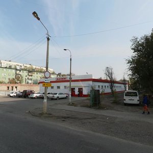 Астрахань, Улица Валерии Барсовой, 8А: фото