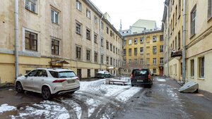 Malaya Morskaya Street, 9, Saint Petersburg: photo