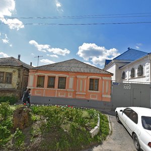 Kommunisticheskaya ulitsa, 6, : foto