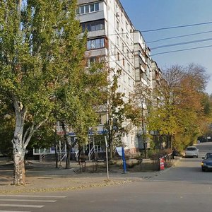 Vulytsia Chumachenka, 17, Zaporizhia: photo