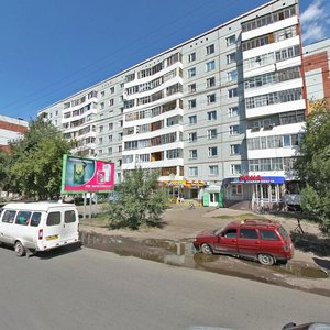 Омск, Улица 70 лет Октября, 12: фото